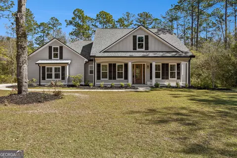 105 Sunset Dr, Woodbine, GA 31569