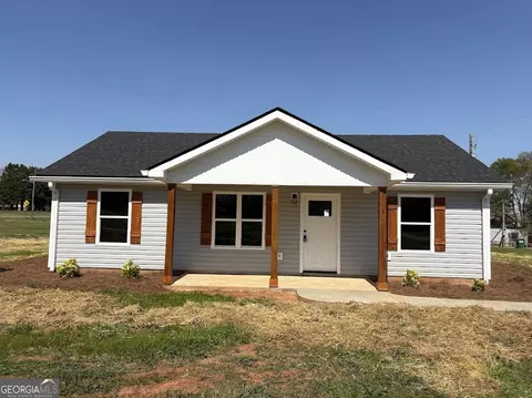 76 Gin Ave, Bowersville, GA 30516