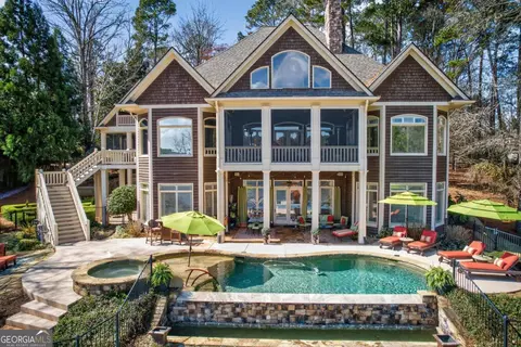 1691 Lighthouse Cir, Greensboro, GA 30642
