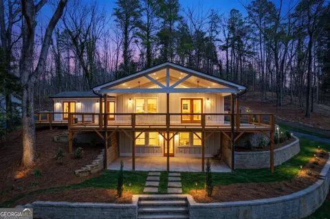 3454 Green Apple Rd, Gainesville, GA 30506