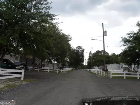 3470 SE Arnold Dr SE, Allenhurst, GA 31301
