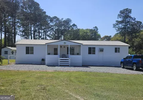 186 Fireplace Ln, Moultrie, GA 31768