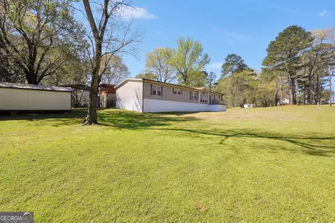 Exterior - 90 Forest Rd, Stockbridge, GA 30281 photo 4 of 6