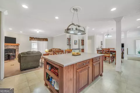 Kitchen - 90 Forest Rd, Stockbridge, GA 30281 photo 5 of 6