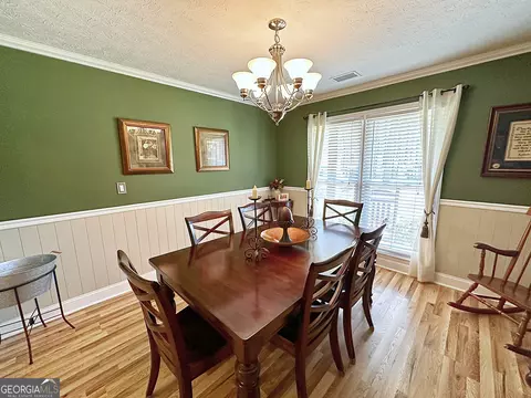 Dining - 201 Willowcrest Way, Lagrange, GA 30240 photo 3 of 6