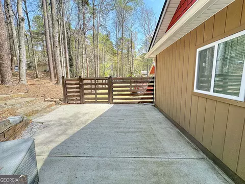 Exterior - 201 Willowcrest Way, Lagrange, GA 30240 photo 13 of 14