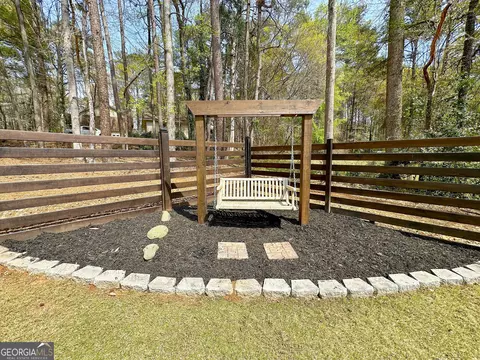 Exterior - 201 Willowcrest Way, Lagrange, GA 30240 photo 9 of 14