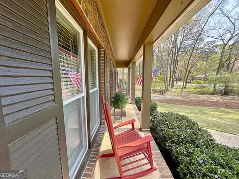 Exterior - 201 Willowcrest Way, Lagrange, GA 30240 photo 4 of 14