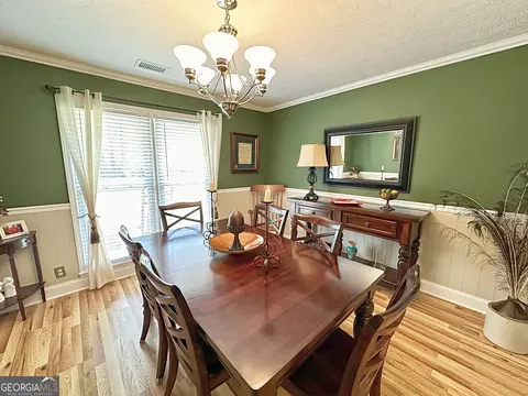 Dining - 201 Willowcrest Way, Lagrange, GA 30240 photo 4 of 6