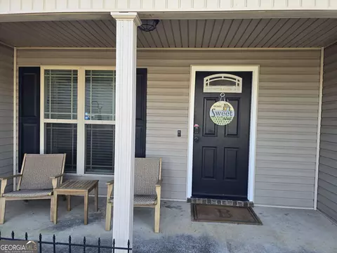 Exterior - 216 Winsted Ct, Perry, GA 31069 photo 1 of 3