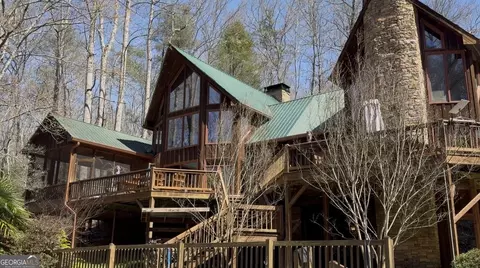 15 Huntcliff Rdg, Cleveland, GA 30528