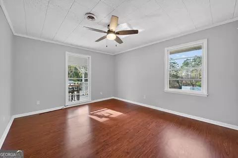 Living - 3460 Maynard Cir, Gainesville, GA 30506 photo 1 of 2