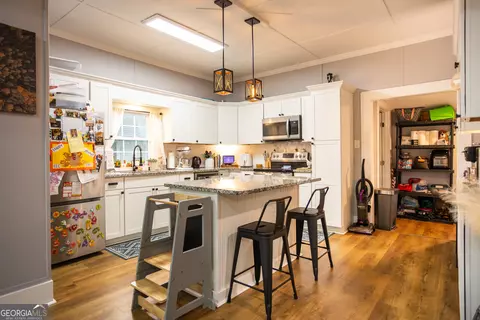 Kitchen - 7 Cotton Ave, Porterdale, GA 30014 photo 1 of 3