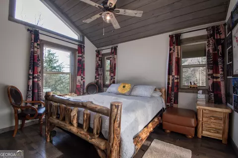 Bedroom - 1220 Burger Rd, Murphy, NC 28906 photo 5 of 10