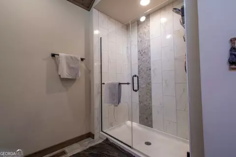 Bath - 1220 Burger Rd, Murphy, NC 28906 photo 1 of 4