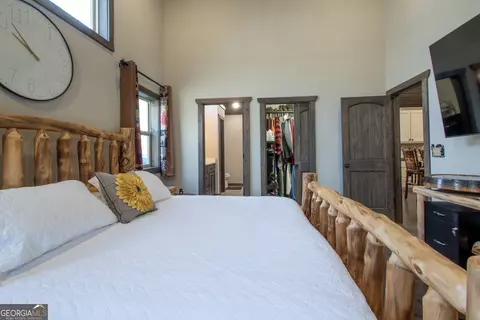 Bedroom - 1220 Burger Rd, Murphy, NC 28906 photo 3 of 10