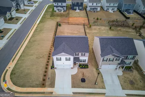 394 Murray Ln, Hoschton, GA 30548