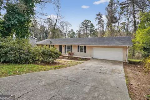 6925 Kimberland Gardens Ln, Lithonia, GA 30058