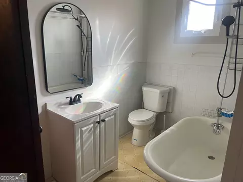 Bath - 20 Ivy St, Porterdale, GA 30014 photo 1 of 2