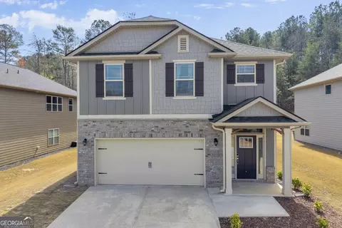304 Magnolia Villas Dr, Cornelia, GA 30531