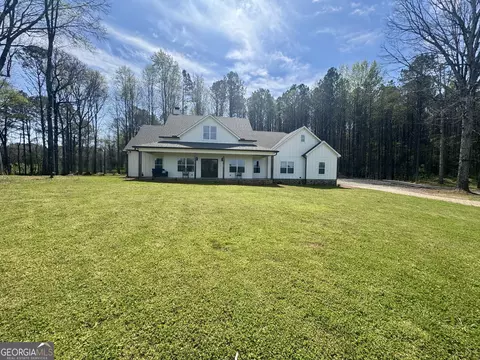 302 Willowood Rd, Lagrange, GA 30241
