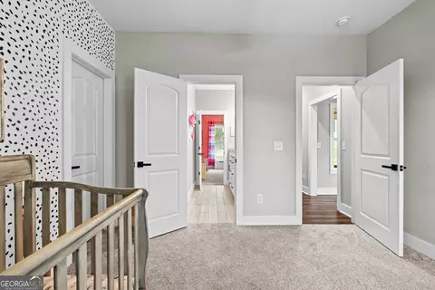 Entry Way - 302 Willowood Rd, Lagrange, GA 30241 photo 4 of 6