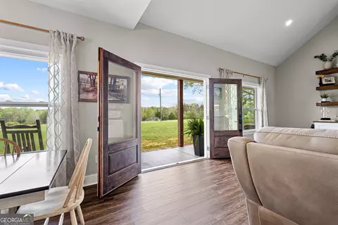 Entry Way - 302 Willowood Rd, Lagrange, GA 30241 photo 1 of 6