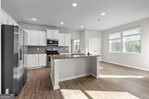 Kitchen - 616 Hydrangea Ln, Bremen, GA 30110 photo 1 of 1