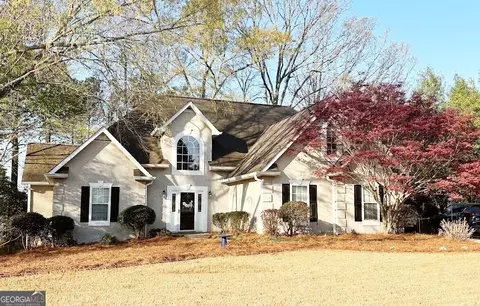 205 Palette Ln, Peachtree City, GA 30269