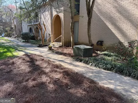 Exterior - 3208 Henderson Mill Rd #6, Chamblee, GA 30341 photo 2 of 8