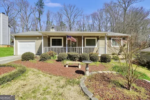 2862 Woodhollow Ln, Jonesboro, GA 30236