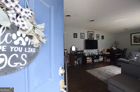 Entry Way - 172 Merrybrook Dr, Lagrange, GA 30241 photo 1 of 1
