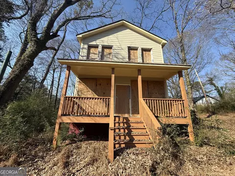 194 Wallace Dr SW, Atlanta, GA 30354