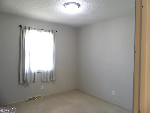 Bedroom - 185 Stancil Dr, Toccoa, GA 30577 photo 4 of 5