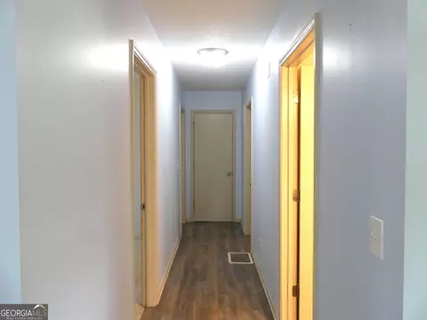 Entry Way - 185 Stancil Dr, Toccoa, GA 30577 photo 3 of 4