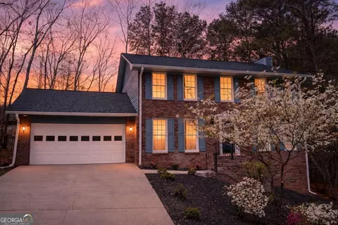 3728 Creekstone Dr, Peachtree Corners, GA 30092