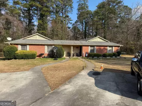 1628 Riverside Trl NE, Conyers, GA 30013