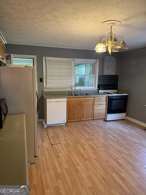 Kitchen - 5896 Colbert Danielson Rd, Colbert, GA 30628 photo 1 of 3