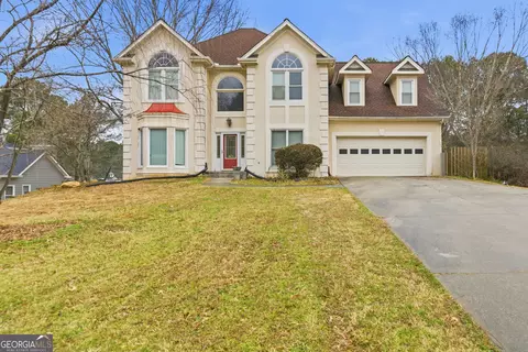 3730 Glen Ian Dr, Loganville, GA 30052