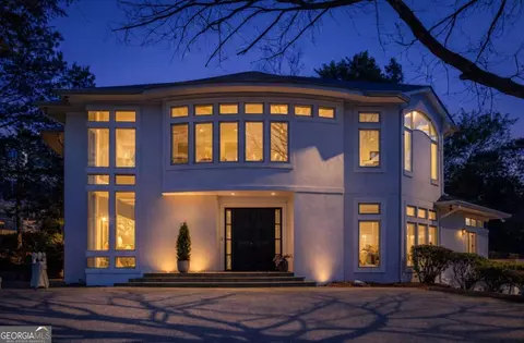 35 Robin Hood Rd NE, Atlanta, GA 30309