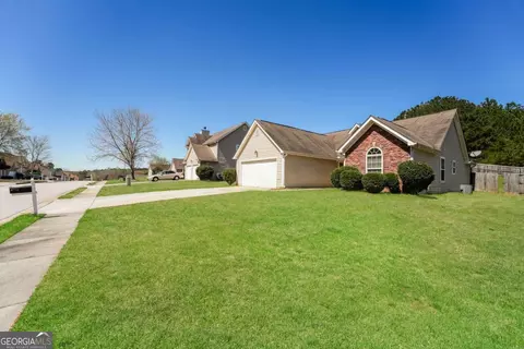 Exterior - 375 Stone Ridge Way, Covington, GA 30016 photo 1 of 4