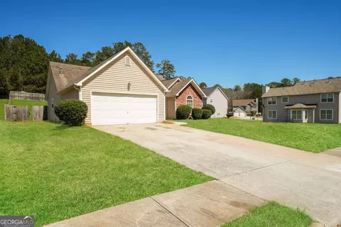 Exterior - 375 Stone Ridge Way, Covington, GA 30016 photo 2 of 4