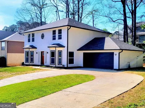 2081 Hunters Ridge Dr, Lawrenceville, GA 30044