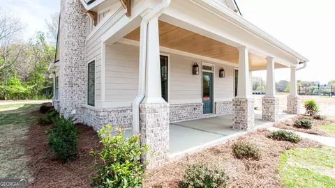 Exterior - 2044 Bennett Rd, Grayson, GA 30017 photo 4 of 5