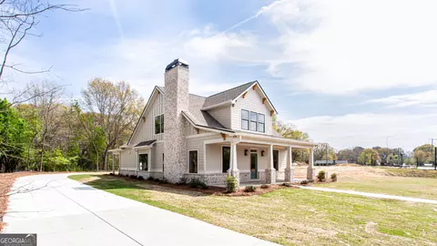 Exterior - 2044 Bennett Rd, Grayson, GA 30017 photo 3 of 5