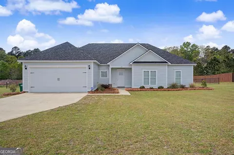 128 Scarlet Way, Leesburg, GA 31763