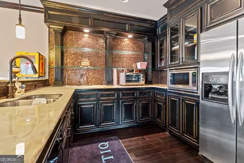 Kitchen - 376 Masters Club Blvd, Hampton, GA 30228 photo 5 of 5