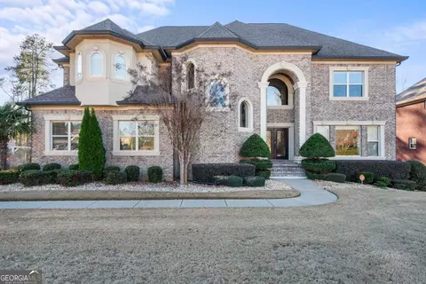 Exterior - 376 Masters Club Blvd, Hampton, GA 30228 photo 2 of 11