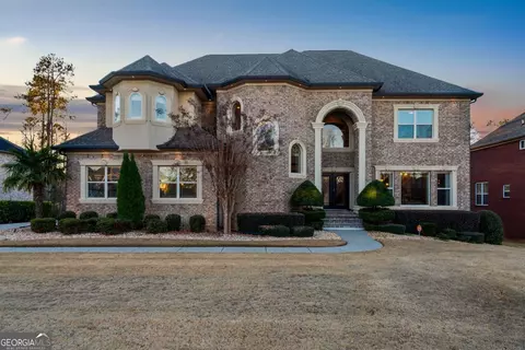 Exterior - 376 Masters Club Blvd, Hampton, GA 30228 photo 4 of 11