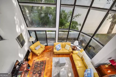 Living - 548 Oglethorpe Ave #11, St. Simons, GA 31522 photo 3 of 3